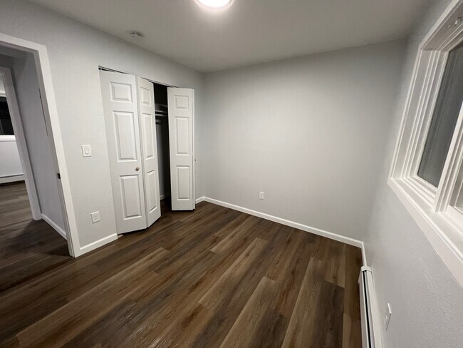 Building Photo - 841 N Voss Cir