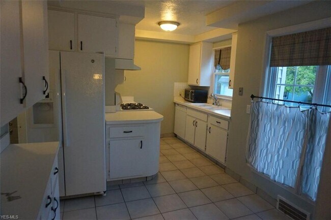 Foto del edificio - 4461 Silsby Rd