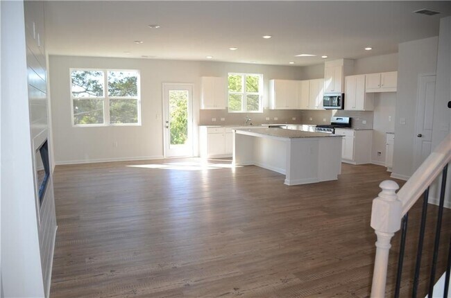 Foto del edificio - 1121 Point Place Drive
