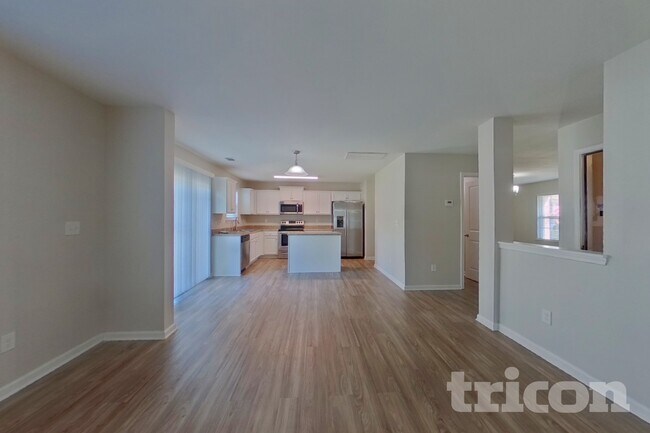 Foto del edificio - 2641 Cider Ridge Rd