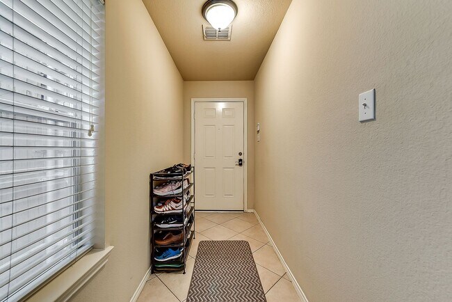 Foto del edificio - 7416 Coronado Ave