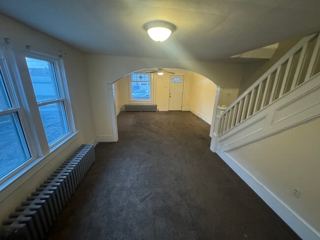 Building Photo - 27 S Manning St