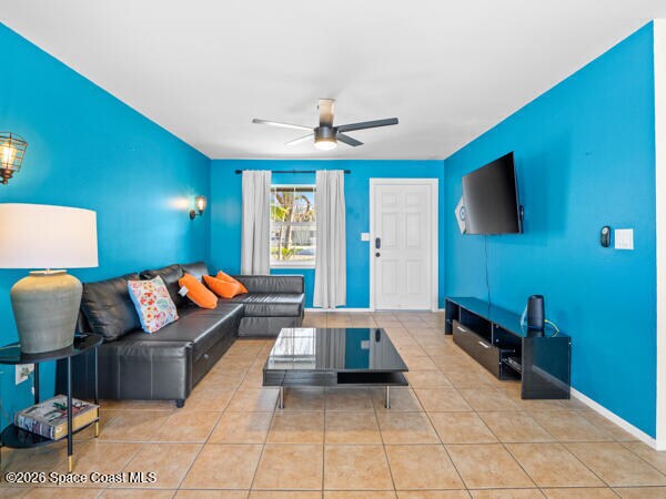 Foto del edificio - 121 Franklyn Ave