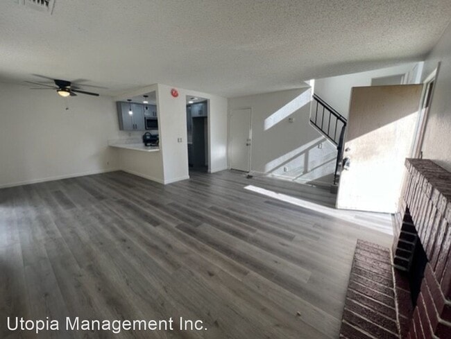 Building Photo - 3 br, 2.5 bath House - 13504 Francisquito ...