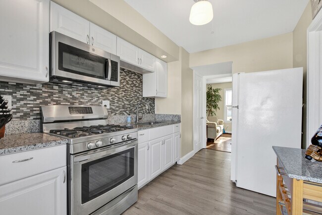 Foto del edificio - 8922 Southview Ave
