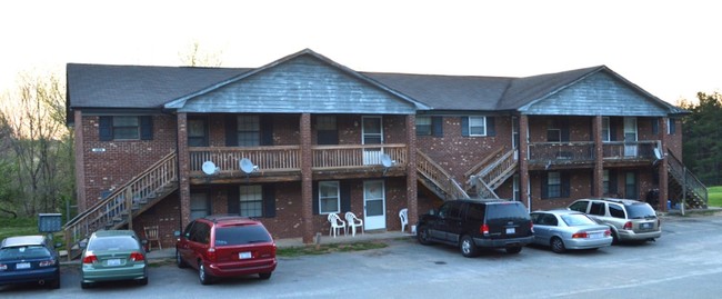 Building Photo - 2805 White Meadow Ln