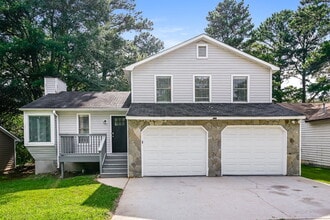 Building Photo - 2093 Phillips Rd