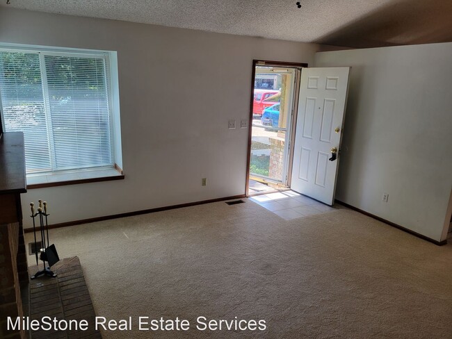 Building Photo - 4 br, 3 bath House - 1830 Seven Arrow Drive