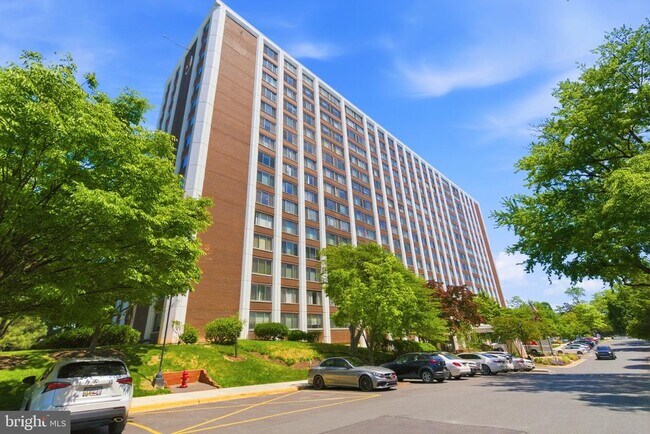 Foto del edificio - 11801 Rockville Pike