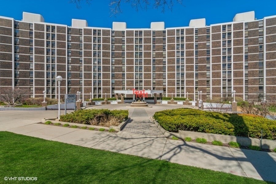 Exterior - 1500 Sheridan Rd