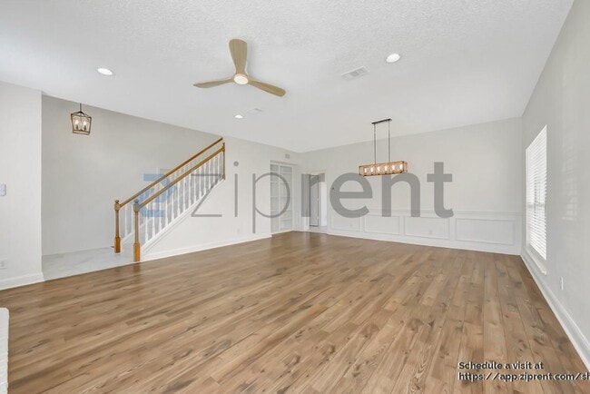 Foto del edificio - 2111 Daniel Way