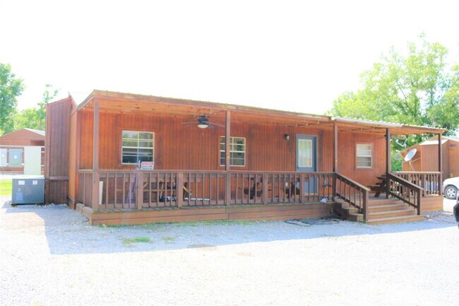 Building Photo - 3525 TX-21