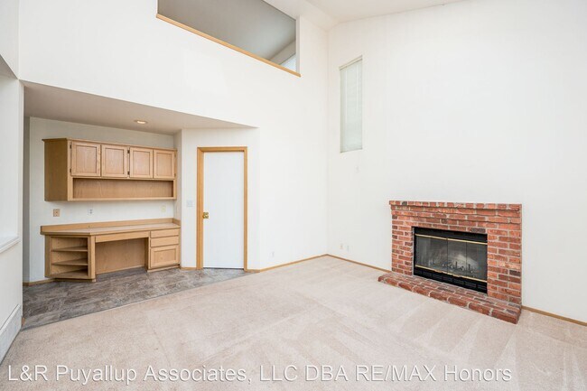 Building Photo - 4 br, 2.5 bath House - 2415 22nd Ave SE