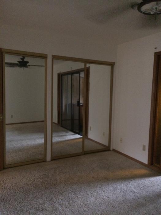 Building Photo - 5 bedroom in Portland OR 97229