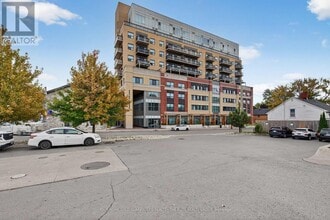 Building Photo - 652 Princess St