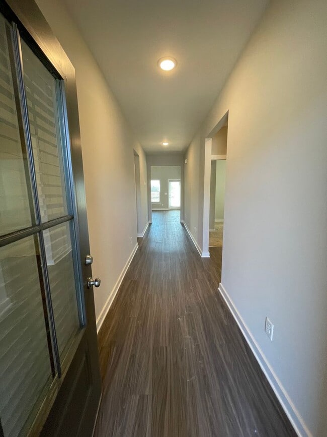 Building Photo - Home for Rent in Cullman, AL...View with 4...