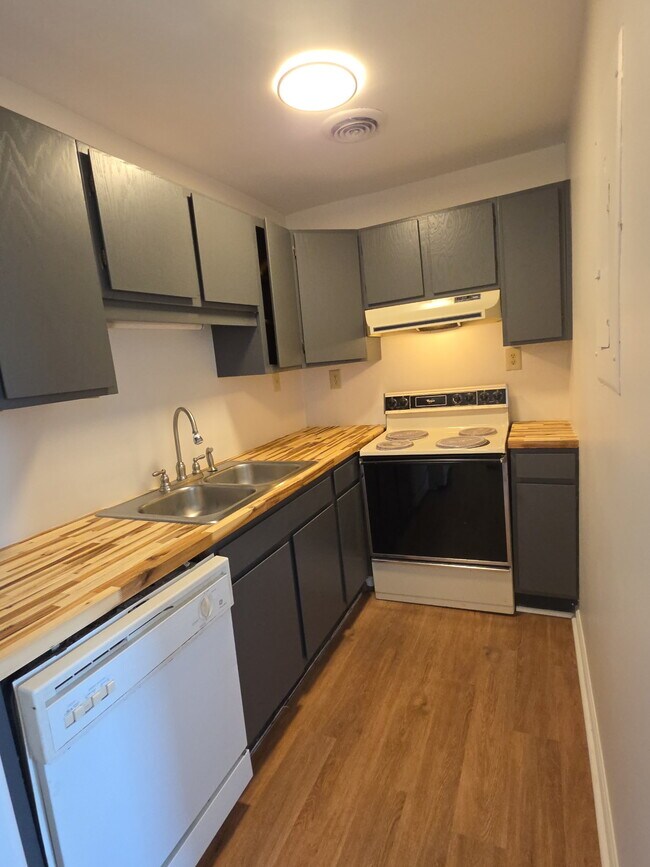 Foto del edificio - 411 W Cheves St