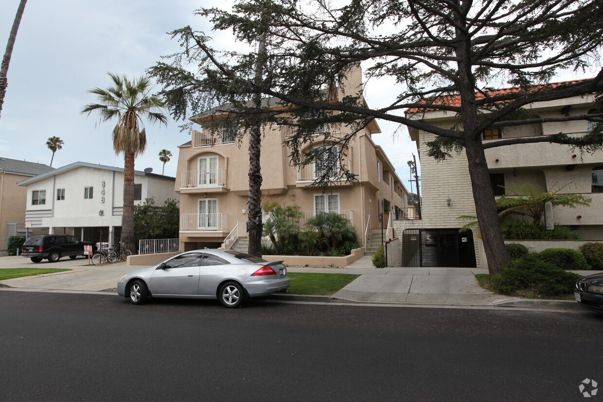 Primary Photo - 844 9th St