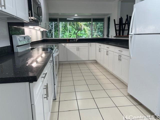 Foto del edificio - 45-304-304 Lilipuna Rd