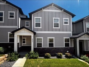 Building Photo - 5075 N Marble Fox Way
