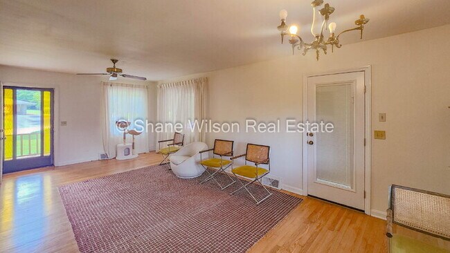 Foto del edificio - 916 Hardwick Cir