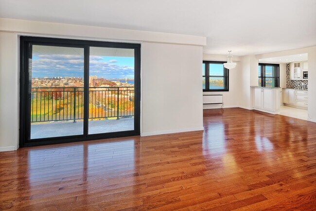 Foto del edificio - 7855 Boulevard E