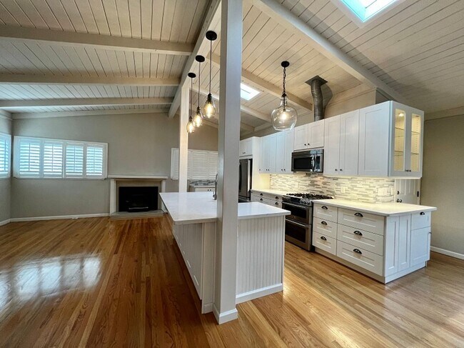 Building Photo - Beautifully Renovated Three Bedroom Napa Home