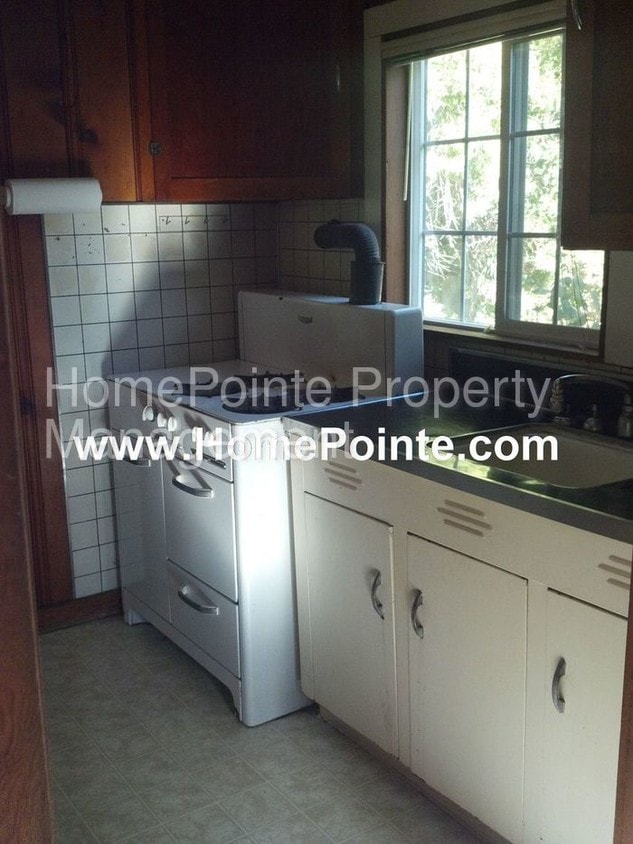 Foto principal - 138 Donner Ave