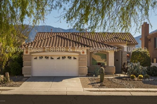 Primary Photo - 13536 N Wide View Dr