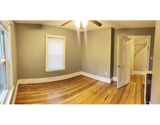 Building Photo - 25 Thistle Ave