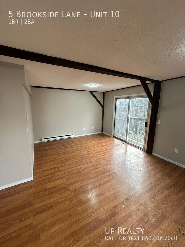 Foto del edificio - 5 Brookside Ln