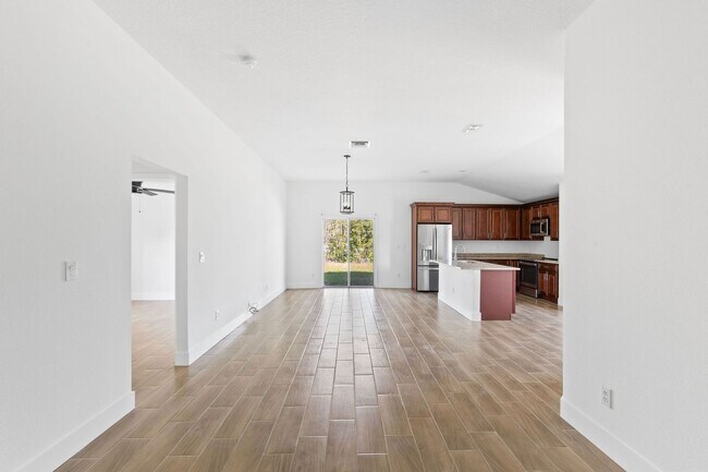 Foto del edificio - 4 Bedroom SFH in Palm Coast