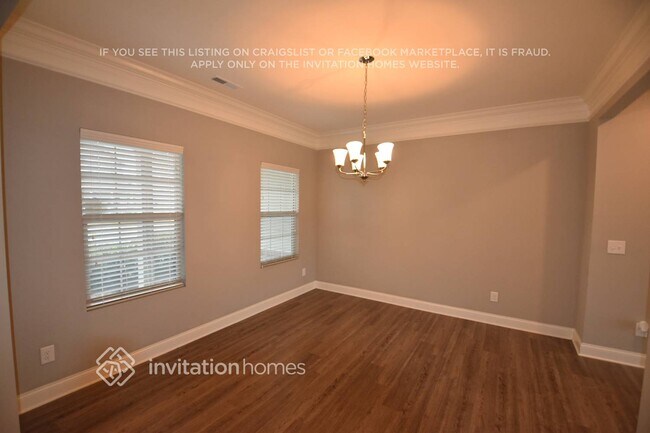 Building Photo - 5377 Roberta Crossing Dr