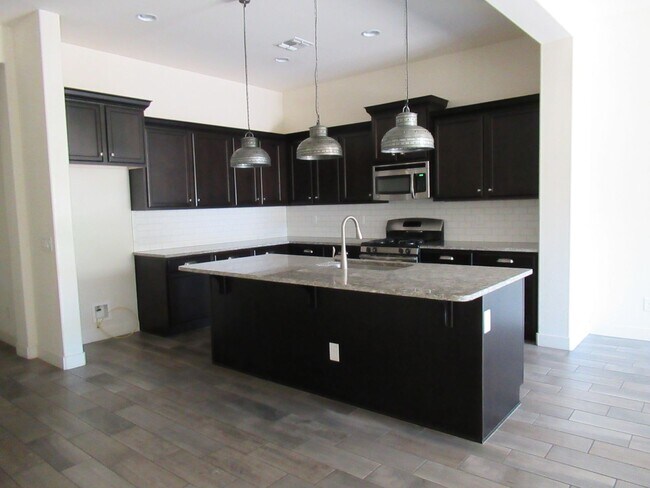 Foto del edificio - Mulberry Neighborhood in East Mesa