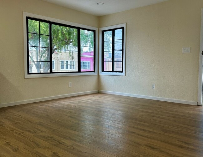 Photo - 355 Willits St Apartment