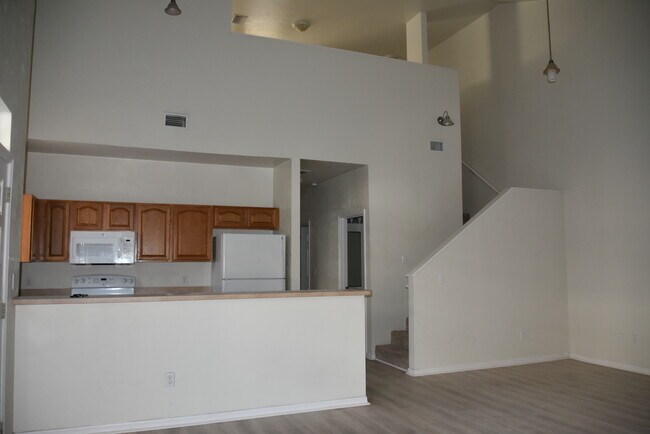 Building Photo - 1603 NW 29th Rd