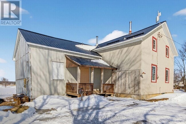 Building Photo - 3072 York's Corners Rd