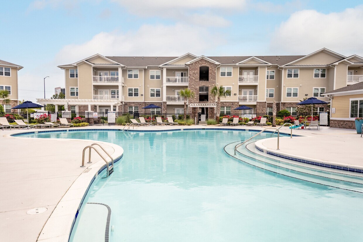 Hawthorne at Stillwater Apartments in Sneads Ferry, NC