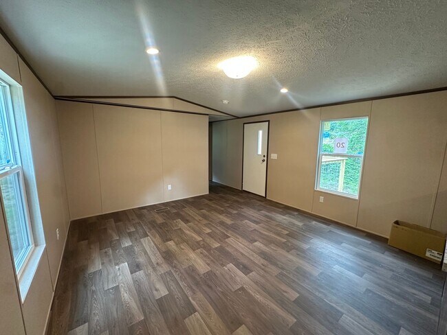 Foto del edificio - 106 Norwood Dr