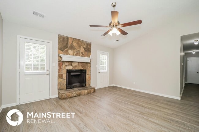 Building Photo - 1127 Reynolds Ct