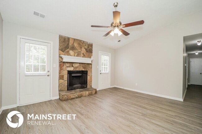 Foto del edificio - 1127 Reynolds Ct