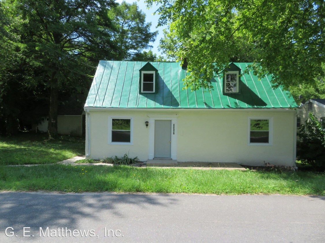 Foto principal - 3 br, 1 bath House - 3407 Main Street