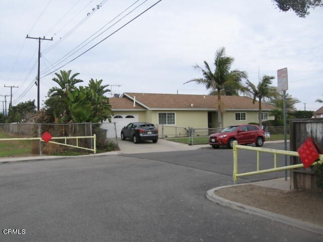 Building Photo - 731 Donner St