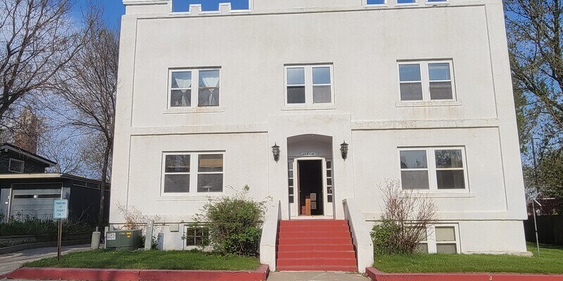 Primary Photo - Best Apartments