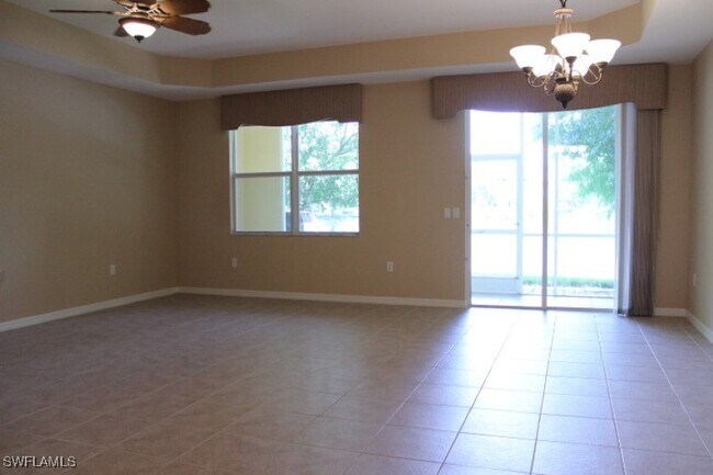 Building Photo - 16010 Via Solera Cir
