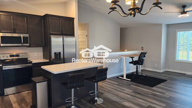 Foto del edificio - 1234 Rich River Way