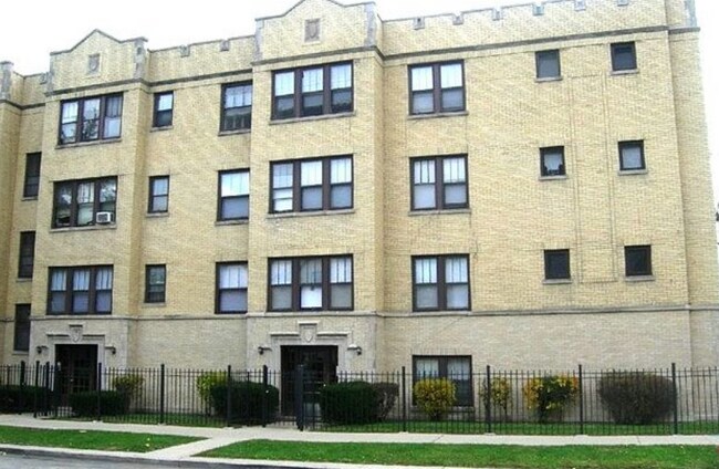 Foto del edificio - 4111 N Sacramento Ave