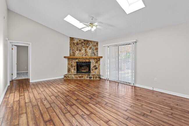 Foto del edificio - 2908 Cable Way