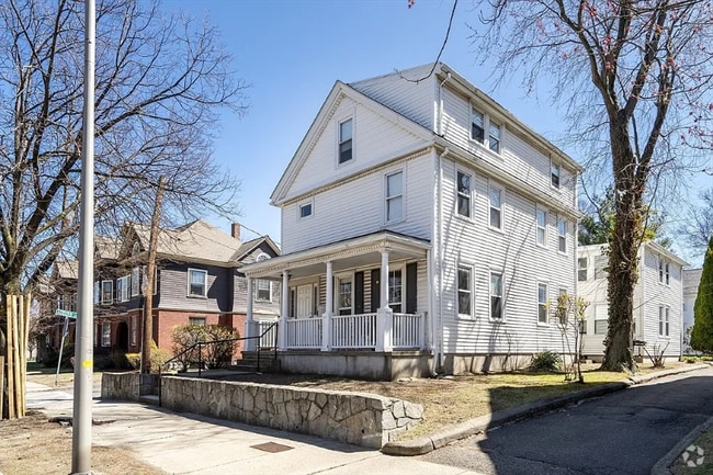 Building Photo - 85 Mt Auburn St