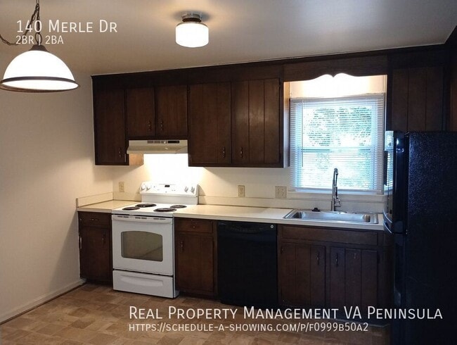 Foto del edificio - 140 Merle Dr